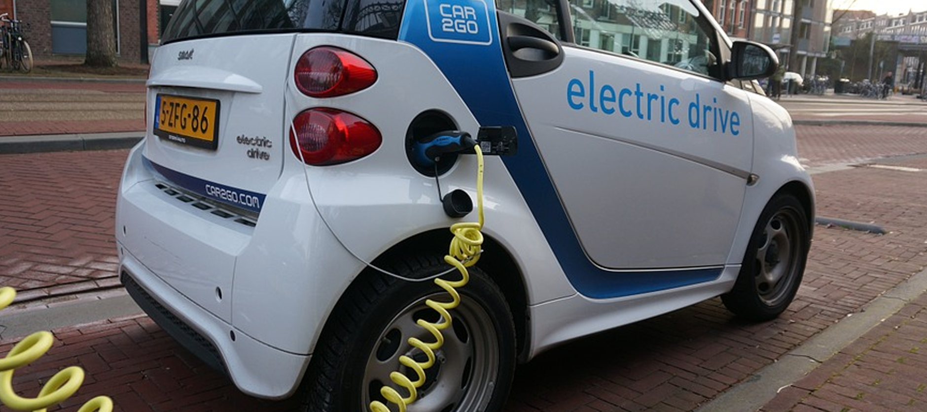 postimage 5 Environmental Benefits of E Cars E Cars is cost efficient - 5 Environmental Benefits of E-Cars